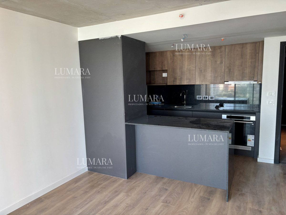 Apartamento ID.2742 - TORRES DEL ESTE - Nuevo desarrollo de lujo en Av. Chiverta, Punta del Este