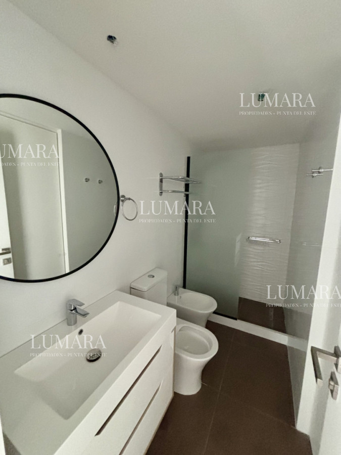 Apartamento ID.2742 - TORRES DEL ESTE - Nuevo desarrollo de lujo en Av. Chiverta, Punta del Este