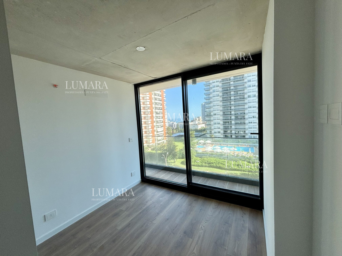 Apartamento ID.2742 - TORRES DEL ESTE - Nuevo desarrollo de lujo en Av. Chiverta, Punta del Este
