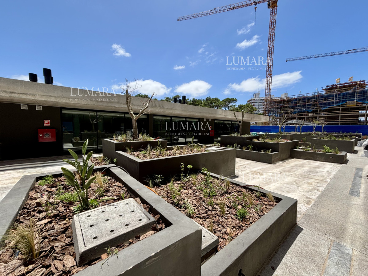 Apartamento ID.2742 - TORRES DEL ESTE - Nuevo desarrollo de lujo en Av. Chiverta, Punta del Este