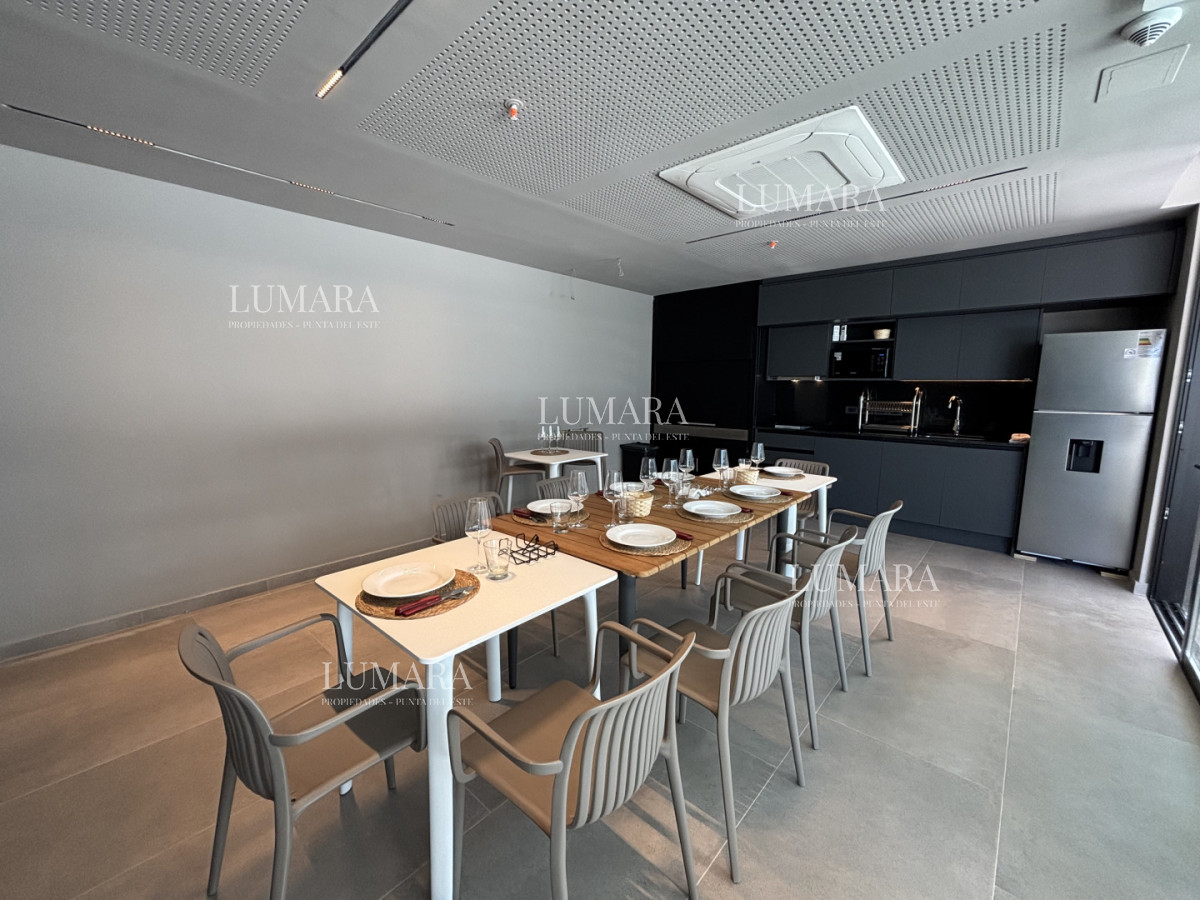 Apartamento ID.2742 - TORRES DEL ESTE - Nuevo desarrollo de lujo en Av. Chiverta, Punta del Este