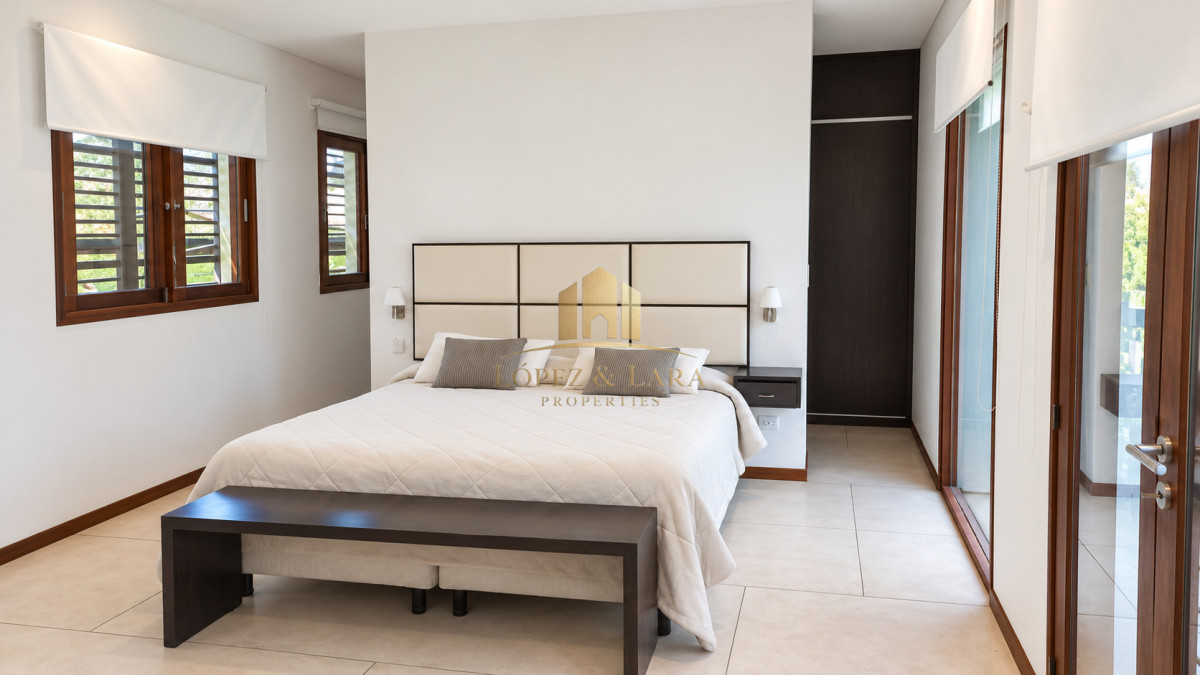 Casa ID.302 - Casa en venta en Complejo Solanas, Punta Ballena.