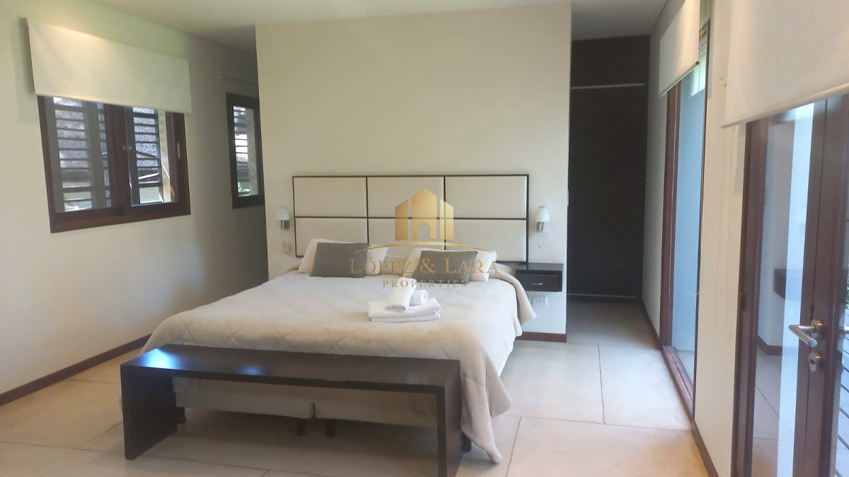 Casa ID.302 - Casa en venta en Complejo Solanas, Punta Ballena.