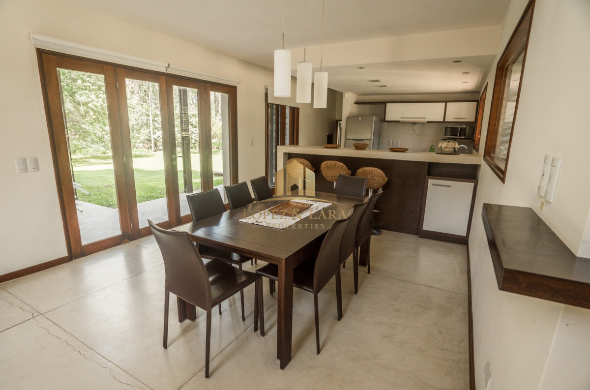 Casa ID.302 - Casa en venta en Complejo Solanas, Punta Ballena.