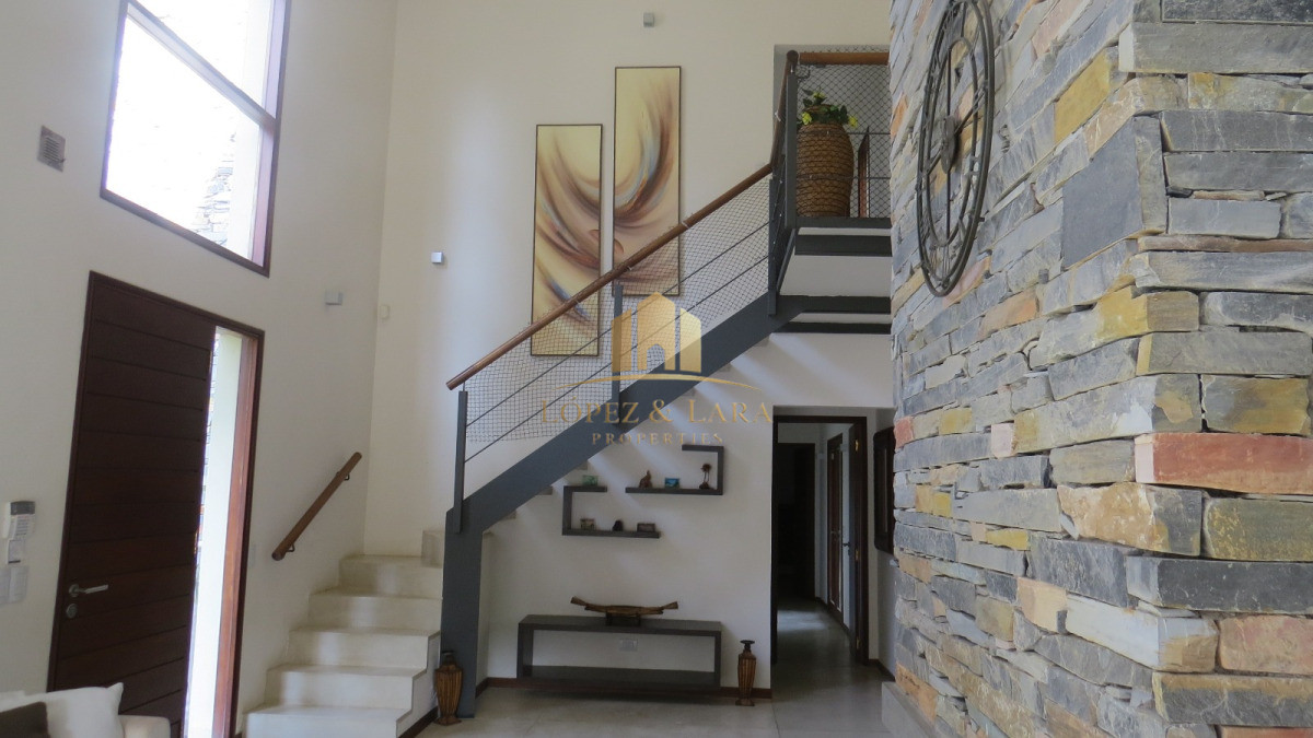 Casa ID.302 - Casa en venta en Complejo Solanas, Punta Ballena.