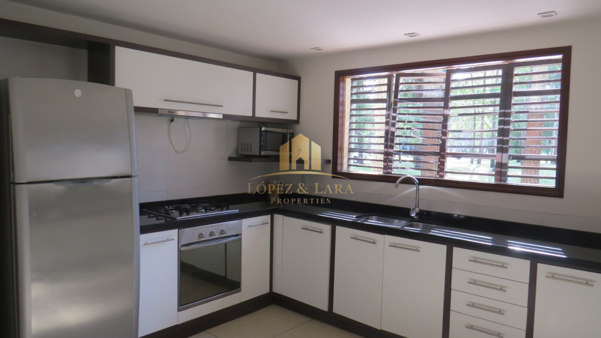 Casa ID.302 - Casa en venta en Complejo Solanas, Punta Ballena.