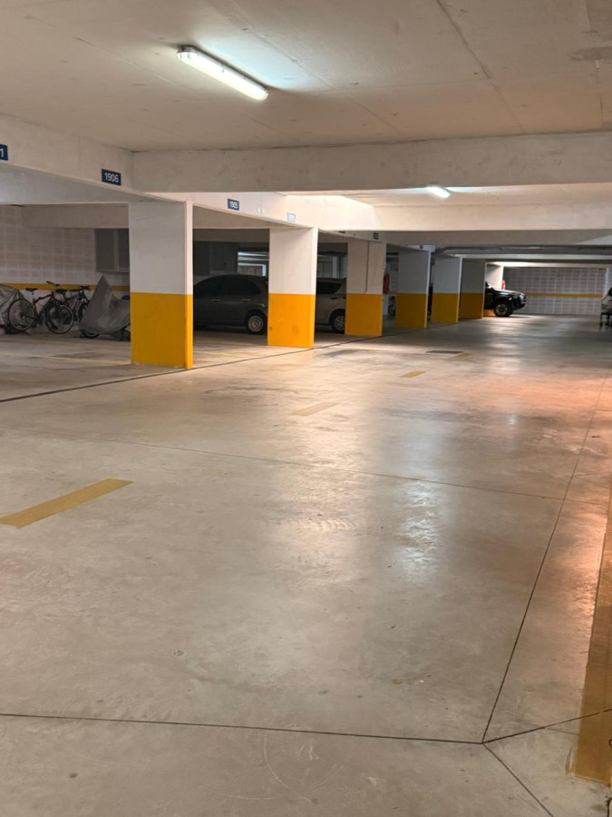Apartamento ID.21098734 - Avenida Chiverta - 3 dormitorios | Piso alto | Vista | Todos los servicios.