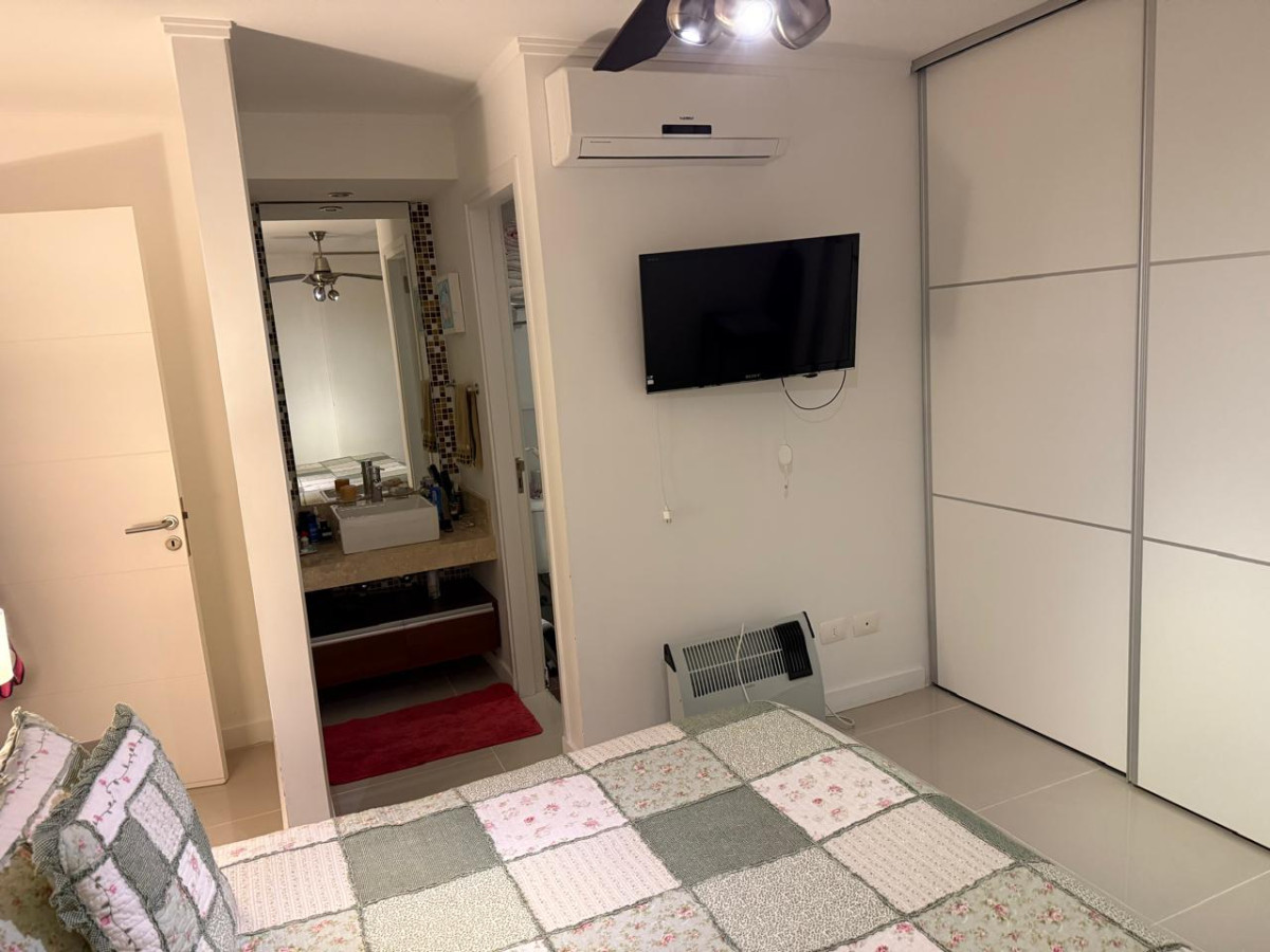 Apartamento ID.21098734 - Avenida Chiverta - 3 dormitorios | Piso alto | Vista | Todos los servicios.