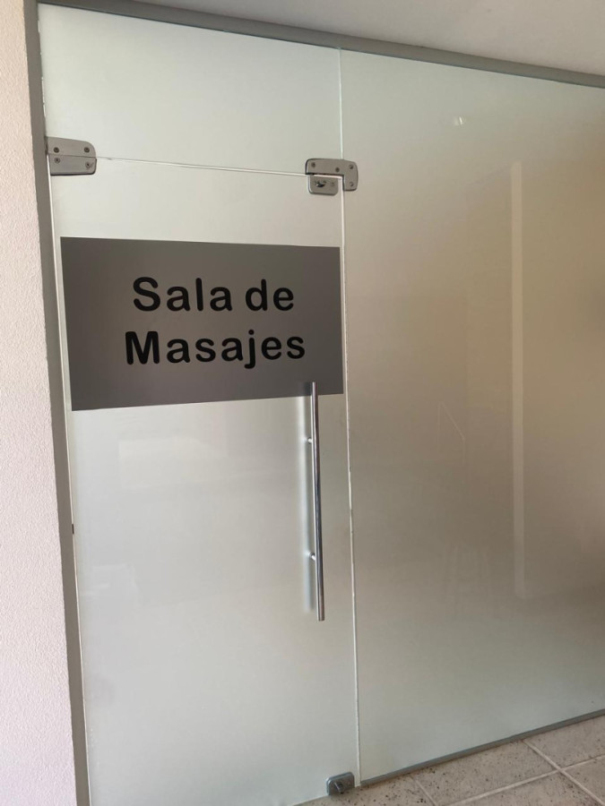 Apartamento ID.21098733 - Apartamento amplio de categoría con vista a Playa Mansa y Playa Brava