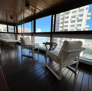 Parada 1 de Playa Brava, frente a Los Dedos | 2 dorm y 2 baños | Venta