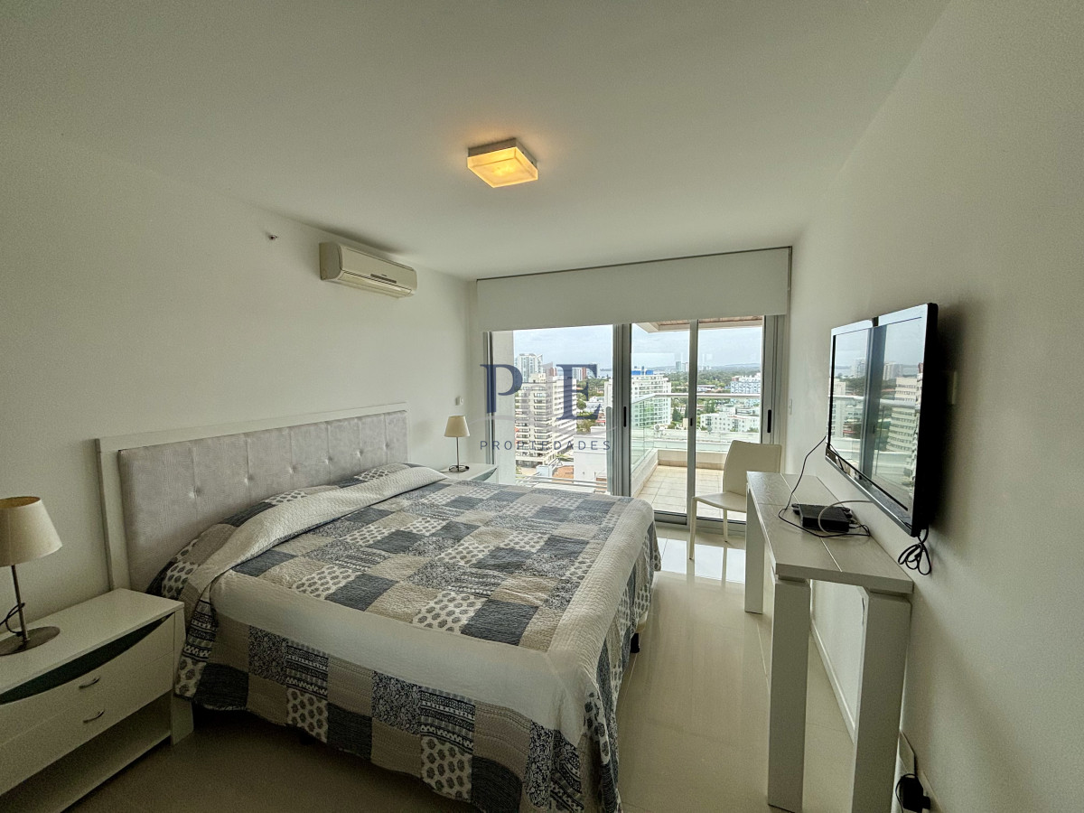 A pasos del mar apartamento disponible en alquiler ANUAL! - Imagen 17