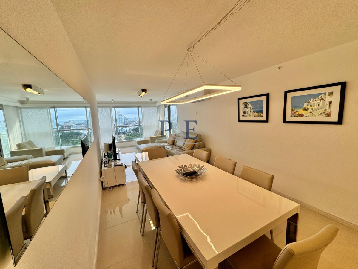 Apartamento en Venta | Playa Brava, Punta del Este. - Imagen 2