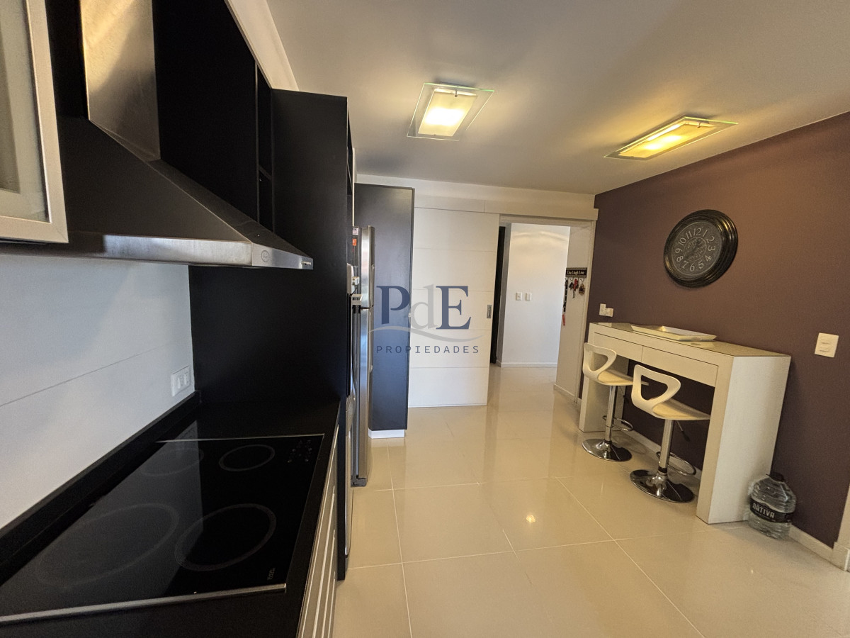 Apartamento en Venta a 50 metros de Playa Brava - Imagen 6