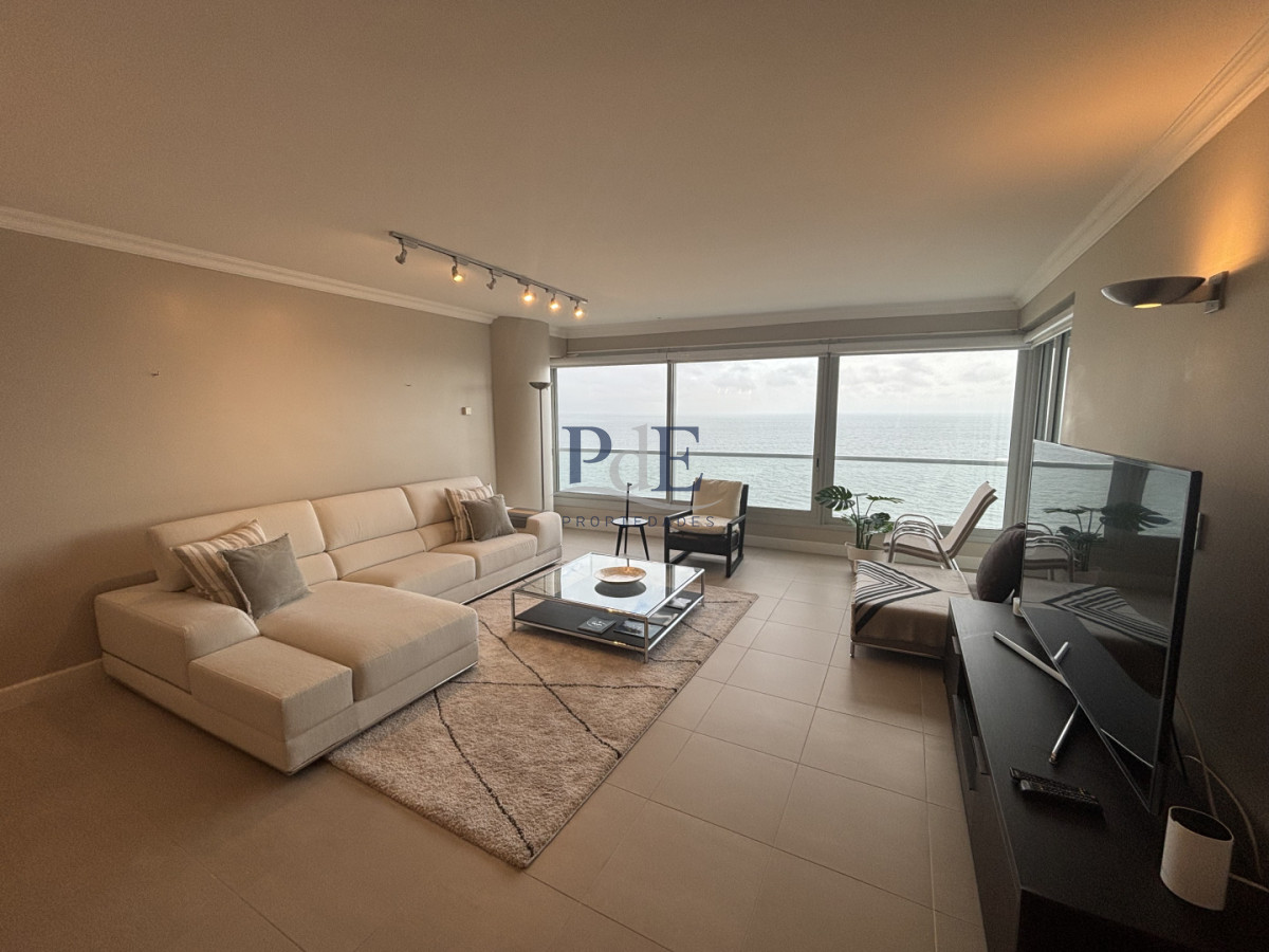 Le Parc II | Panorámico | 2D Suite + Dep. Frente al mar en Playa Brava - Imagen 9
