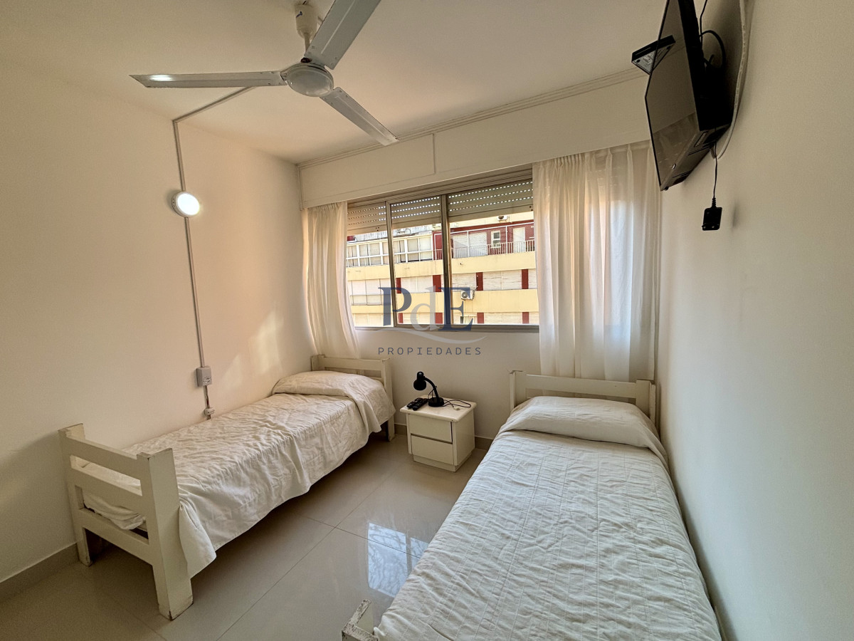 Apartamento Alquiler | Zona exclusiva de Punta del Este | Vista al mar 2D 5 personas - Imagen 11