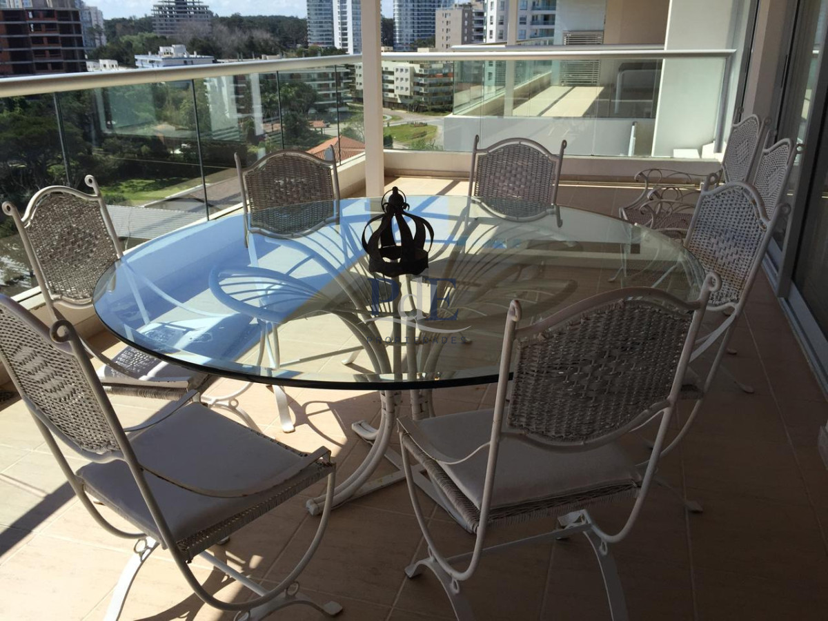 Venta de apartamento en Icon Brava Tower | Punta del Este. - Imagen 3
