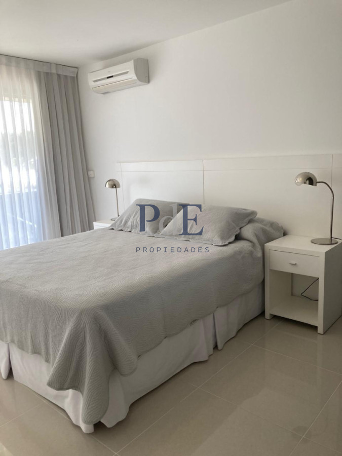 Apartamento en alquiler temporario en Icon Brava - Imagen 6