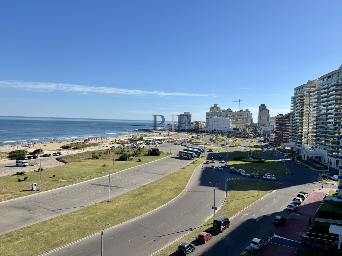 Apartamento Alquiler | Zona exclusiva de Punta del Este | Vista al mar 2D 5 personas