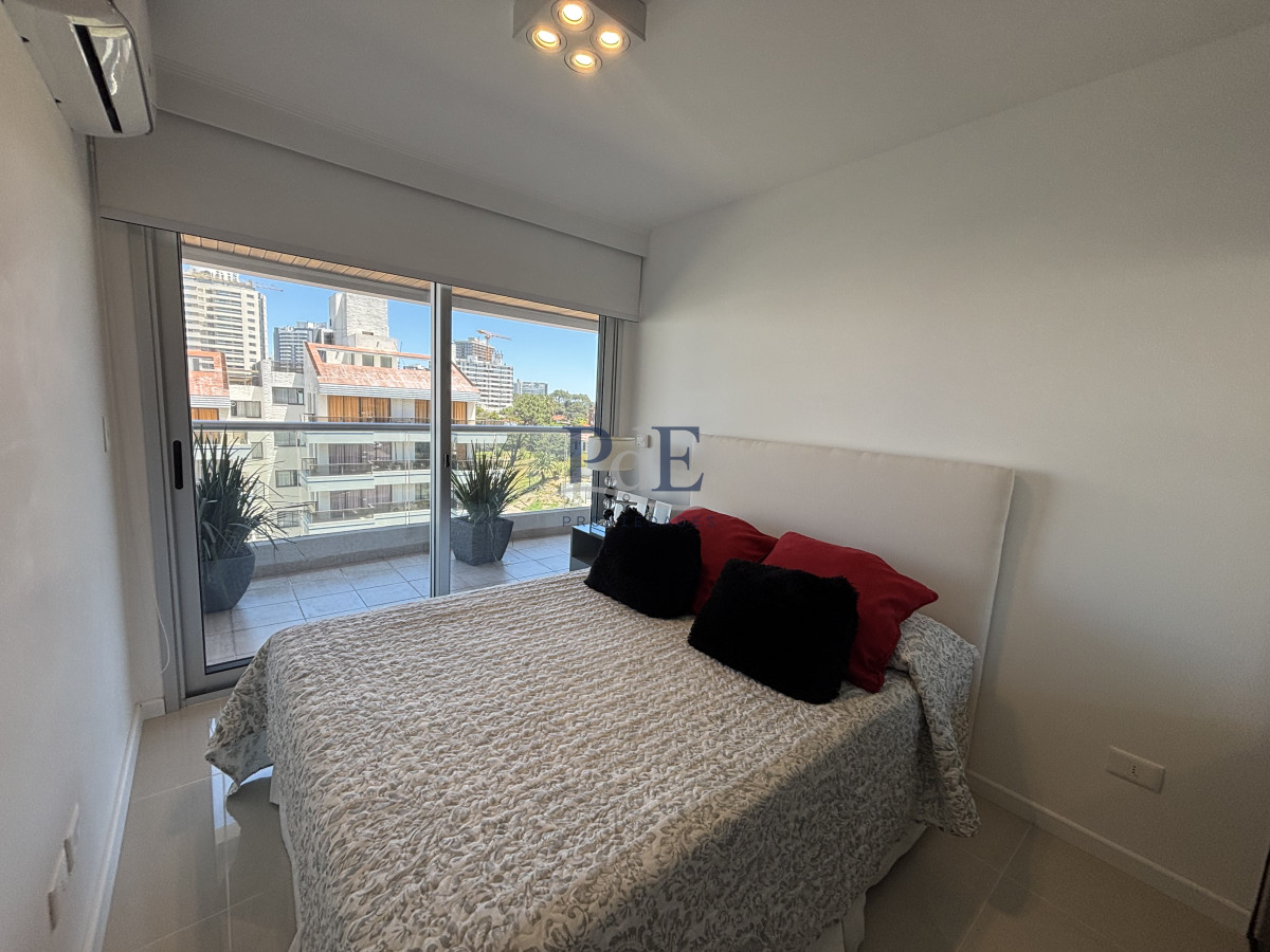 Apartamento en Venta a 50 metros de Playa Brava - Imagen 11