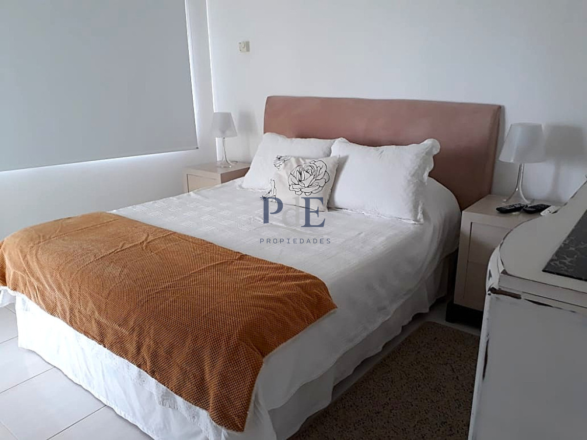 Amplio apartamento en alquiler temporario - Imagen 8