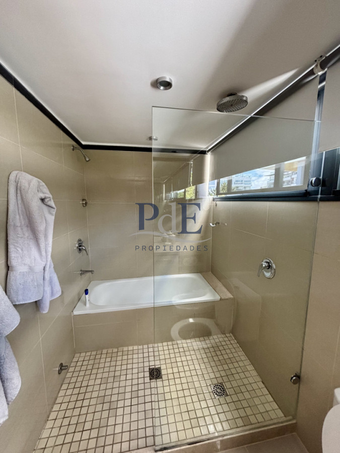 Dúplex tipo casa frente al mar | 3 suites + dependencia | Barbacoa cerrada privada - Imagen 14