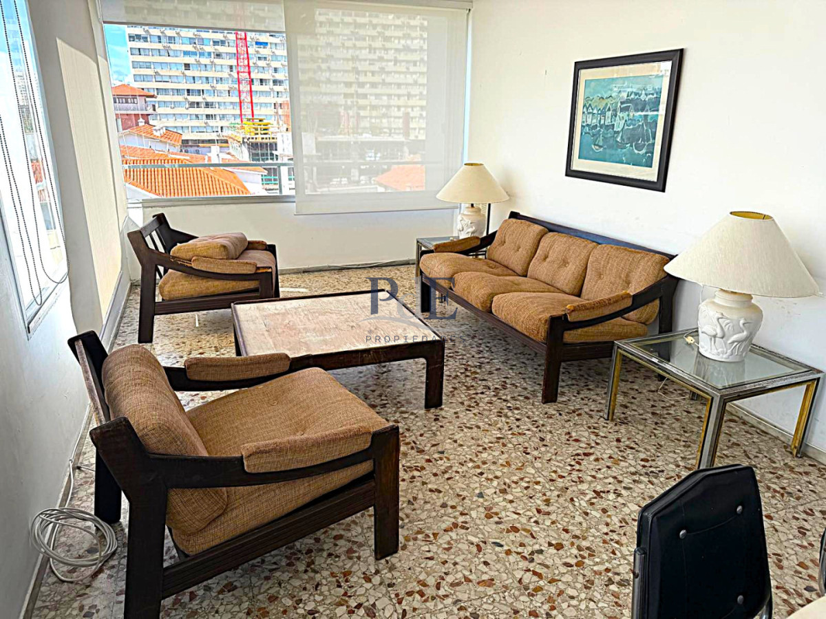 Edificio sobre Gorlero | 2 Dormitorios en el Corazón de la Península - Imagen 4