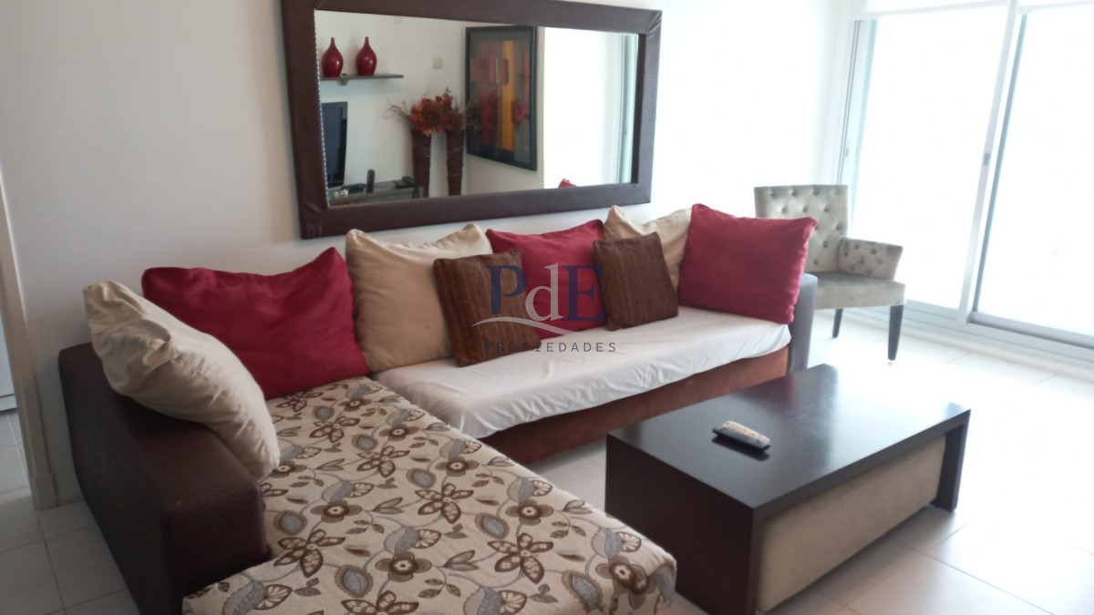Apartamento a 50 metros de Playa Brava