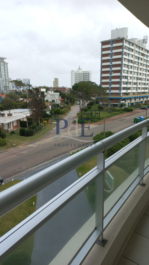 Apartamento a 50 metros de Playa Brava - Imagen 47