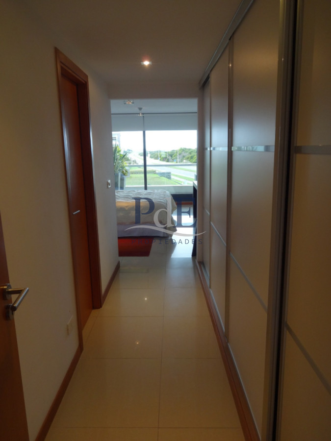 Apartamento en primera línea en Parada 28 de la Brava - Imagen 10