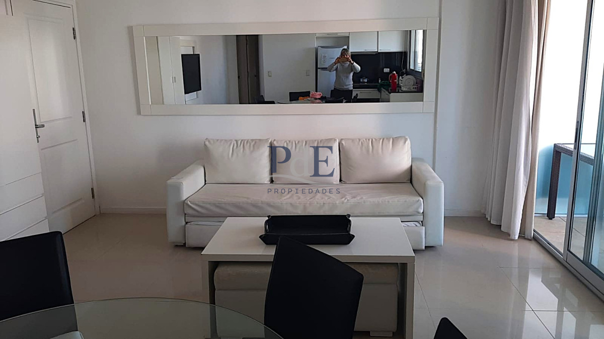 Apartamento sobre Avenida Chiverta 2 dormitorios y 2 baños. Punta del Este - Imagen 9