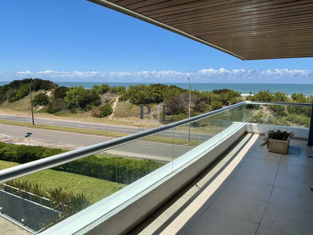 Rincón del Indio | Apartamento en venta con vista al mar | 3 suites + servicio - Imagen 3