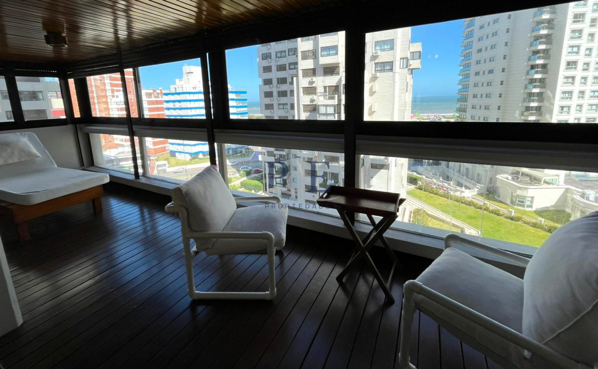 Parada 1 de Playa Brava, frente a Los Dedos | 2 dorm y 2 baños | Venta - Imagen 10