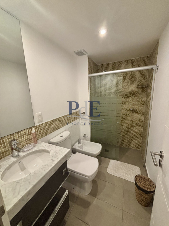 Apartamento en alquiler, 1ª quincena de enero | Parada 6, Playa Brava - Imagen 12
