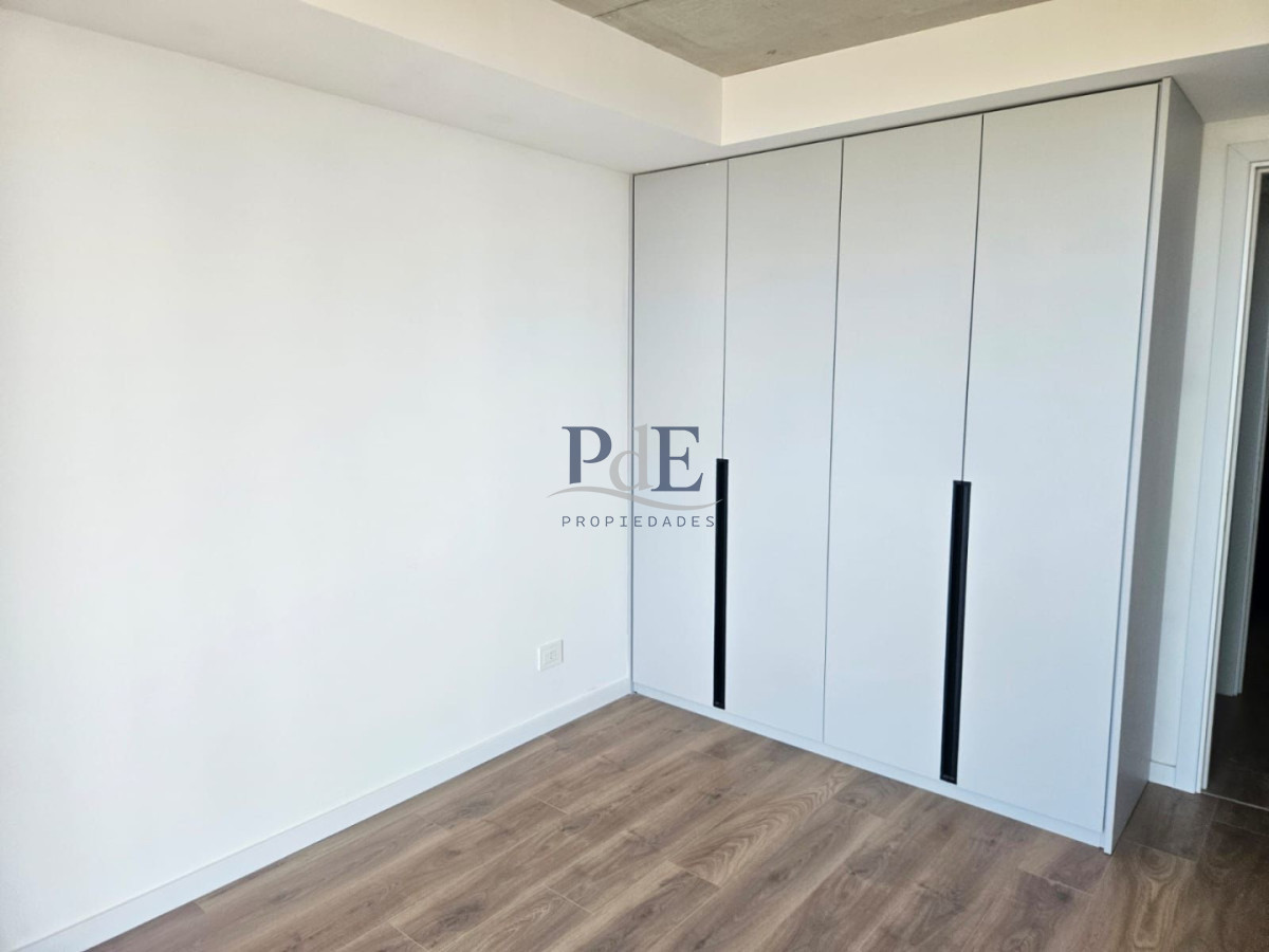 Torres del Este | Piso 10 con Vista. a estrenar 1 dormitorio - Imagen 2
