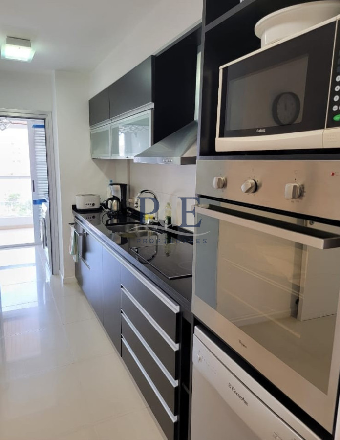 Apartamento con vista a Playa Brava!! - Imagen 14