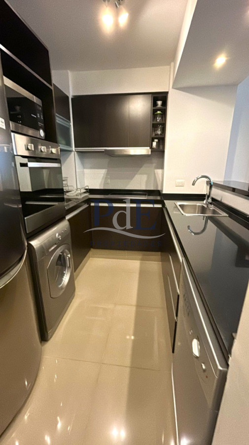 Apartamento en venta sobre Av. Chiverta | Punta del Este - Imagen 4