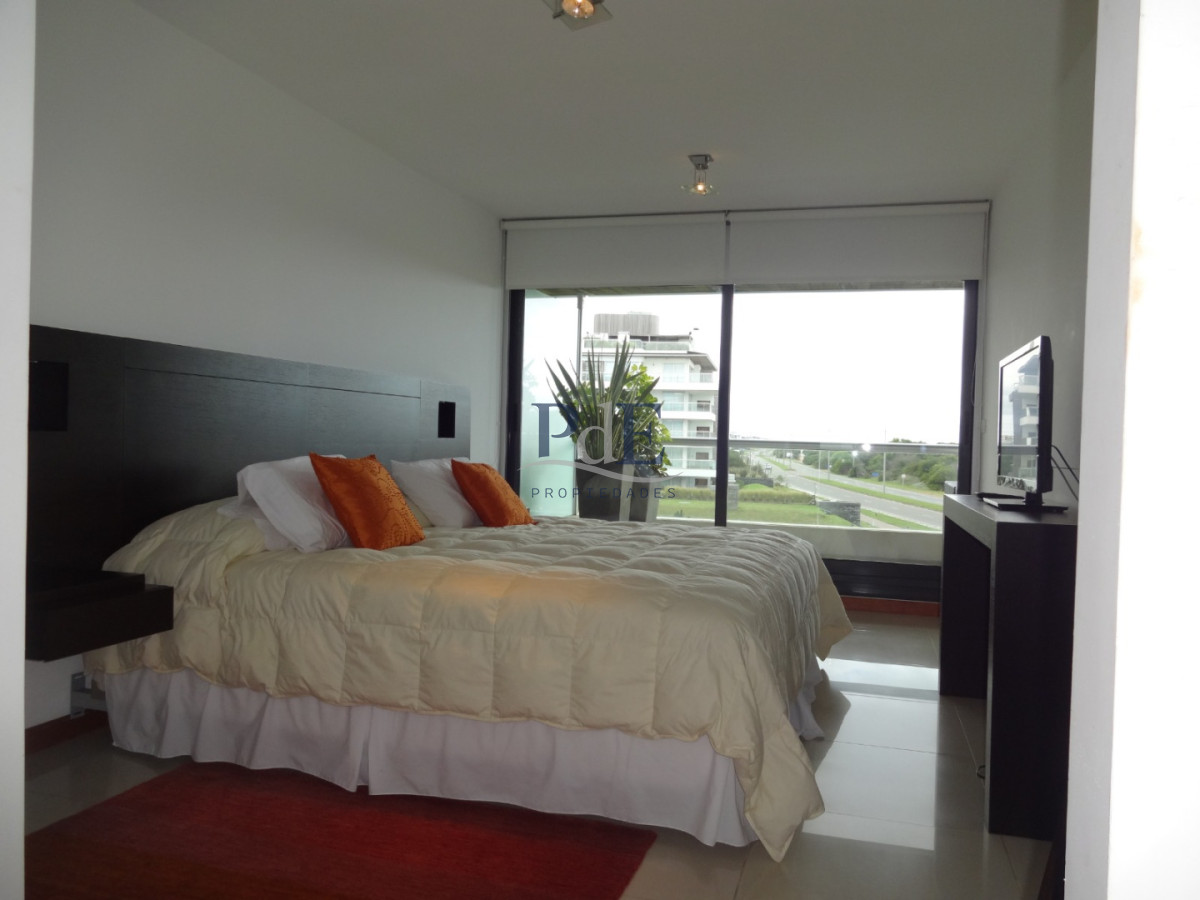 Apartamento en primera línea en Parada 28 de la Brava - Imagen 12