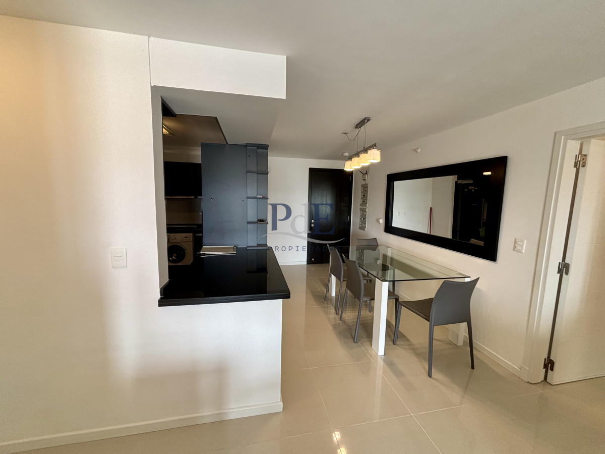 A pasos del mar apartamento disponible en alquiler ANUAL! - Imagen 4