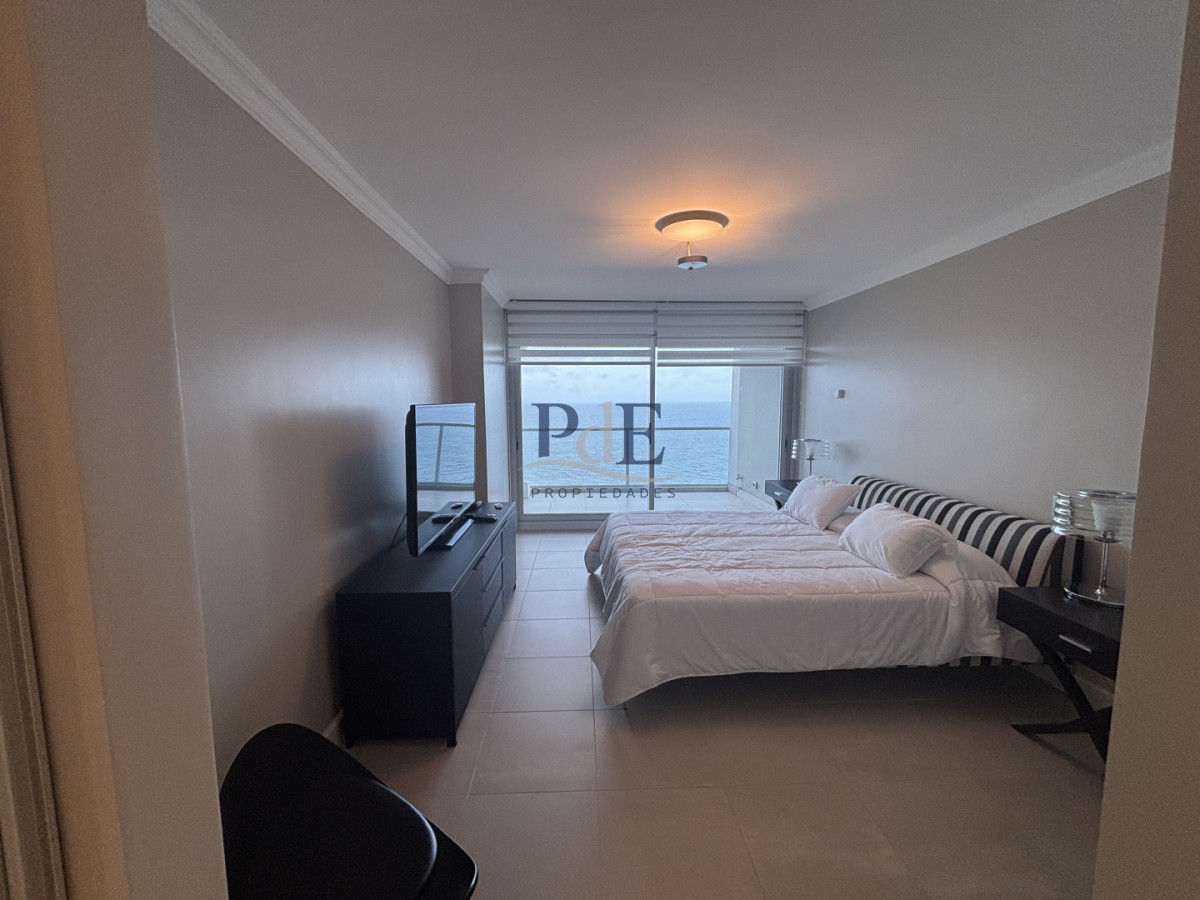 Le Parc II | Panorámico | 2D Suite + Dep. Frente al mar en Playa Brava - Imagen 8