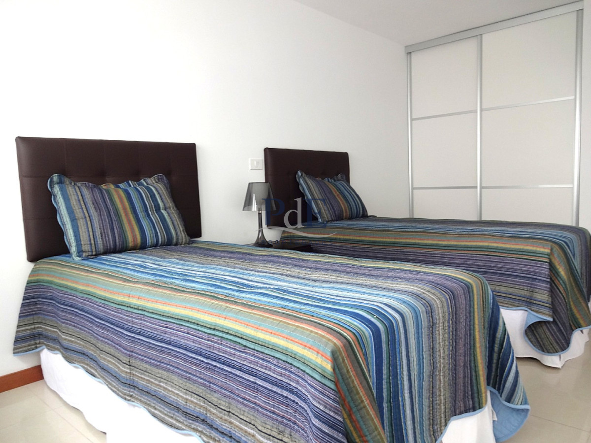 Apartamento en primera línea en Parada 28 de la Brava - Imagen 30