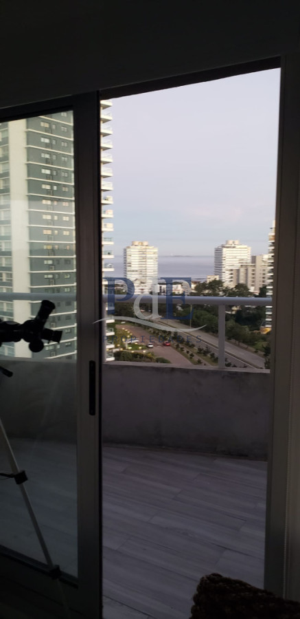 Apartamento en alquiler de temporada 2025-2026 | Punta del Este - Imagen 3