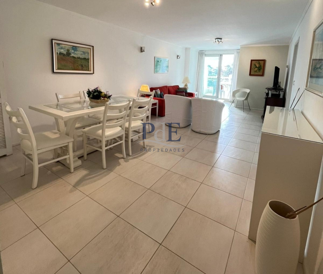 Apartamento en venta en Edificio Forest Tower I