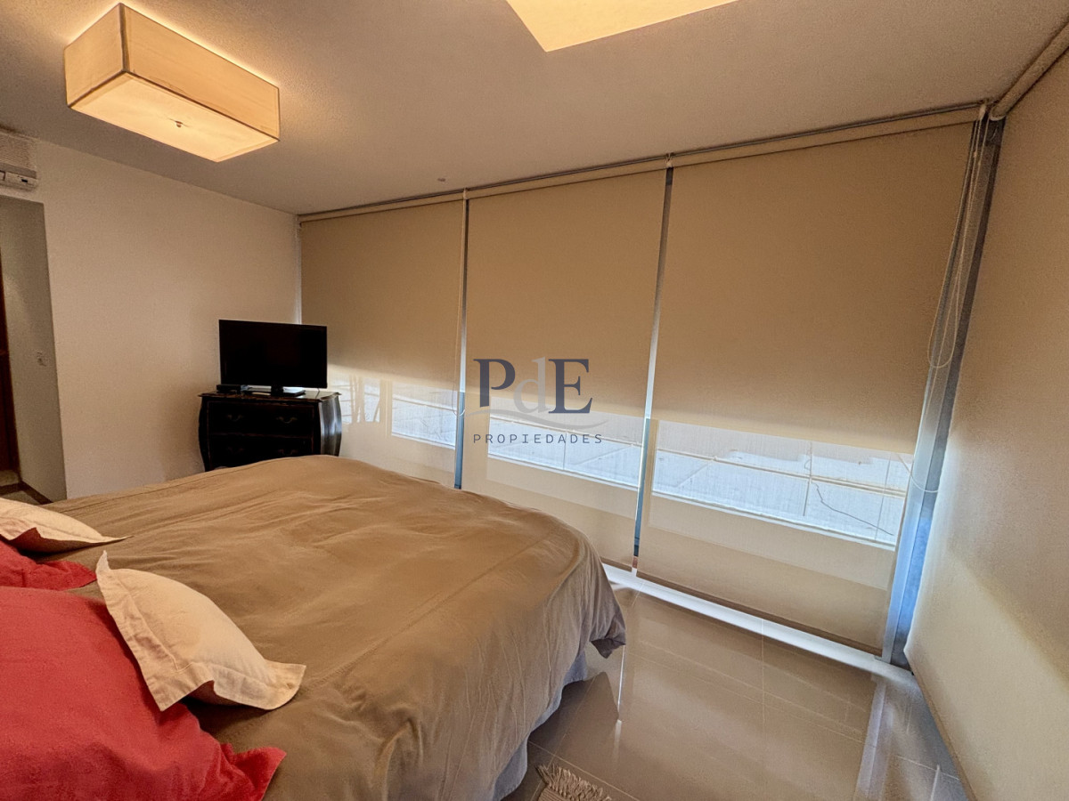 Dúplex tipo casa frente al mar | 3 suites + dependencia | Barbacoa cerrada privada - Imagen 18
