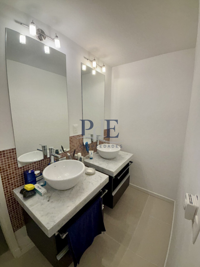 Apartamento en alquiler, 1ª quincena de enero | Parada 6, Playa Brava - Imagen 13