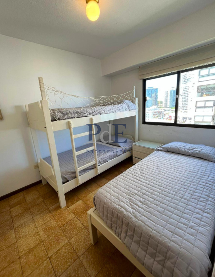 Parada 1 de Playa Brava, frente a Los Dedos | 2 dorm y 2 baños | Venta - Imagen 8