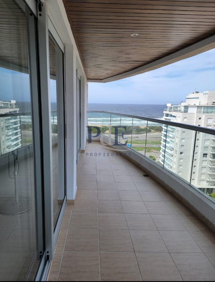 Apartamento con vista a Playa Brava!! - Imagen 15