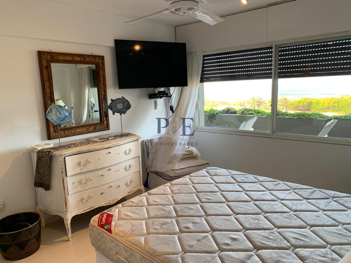 Exclusivo apartamento en venta en Pda 12 de Playa Brava - Imagen 28