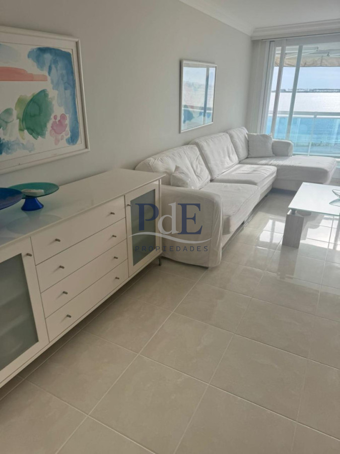 Excelente Apartamento en alquiler  - Imagen 2