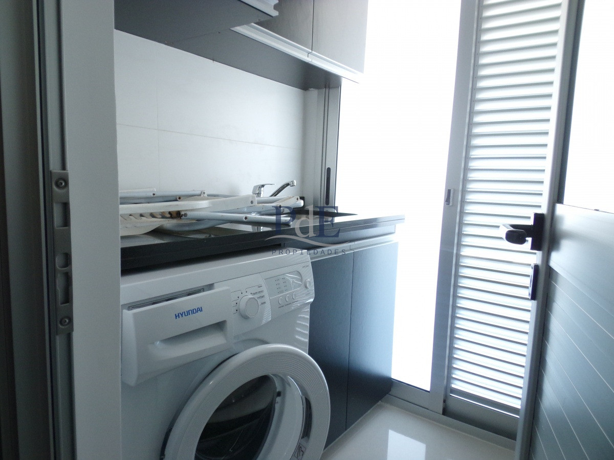 Amplio apartamento con una vista plena al mar!!! - Imagen 32