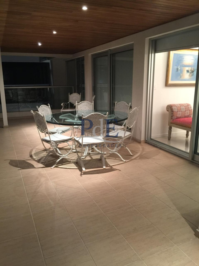 Venta de apartamento en Icon Brava Tower | Punta del Este. - Imagen 13